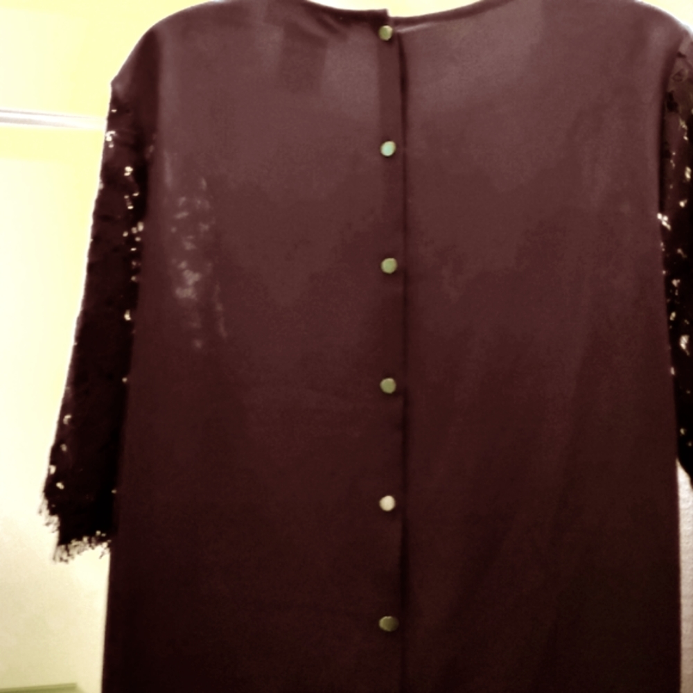 Gorgeous Davina Lace blouse medium - Picture 5 of 6
